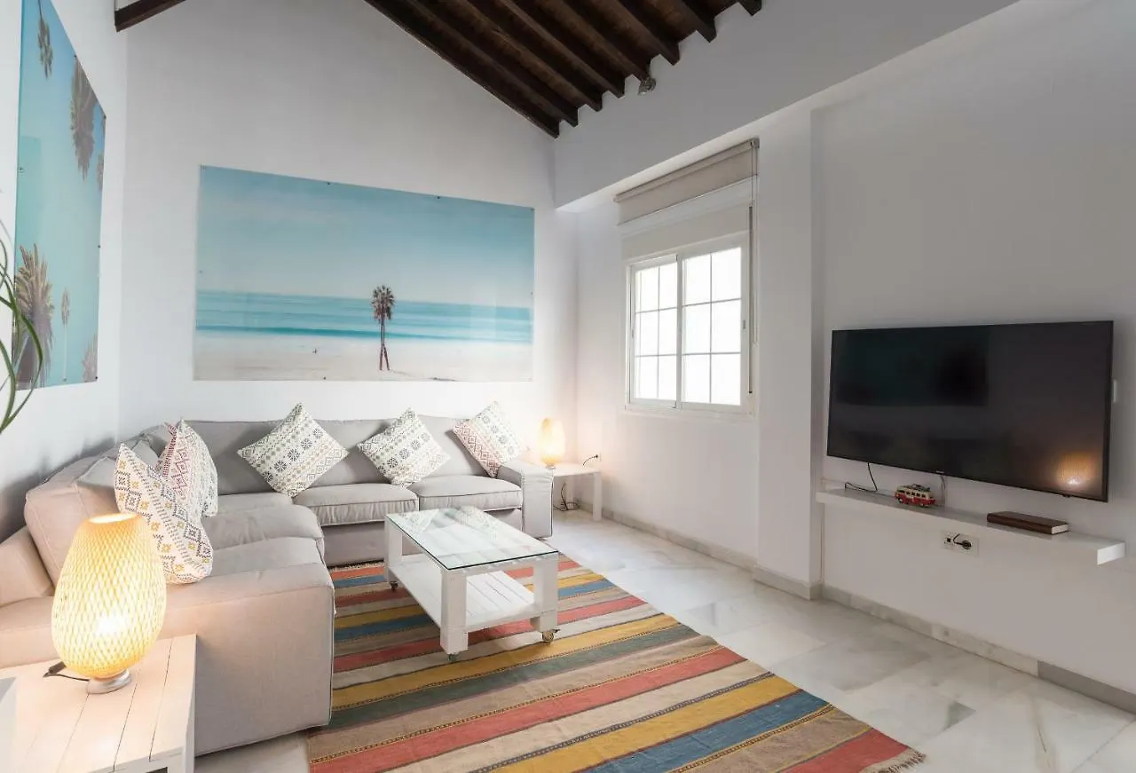 דירות מאלגה Ml3C-Marble Penthouse-Prime Location-High Ceilings