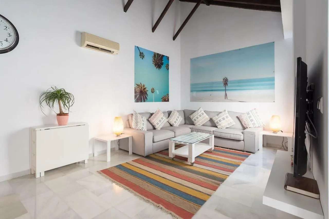 דירות מאלגה Ml3C-Marble Penthouse-Prime Location-High Ceilings
